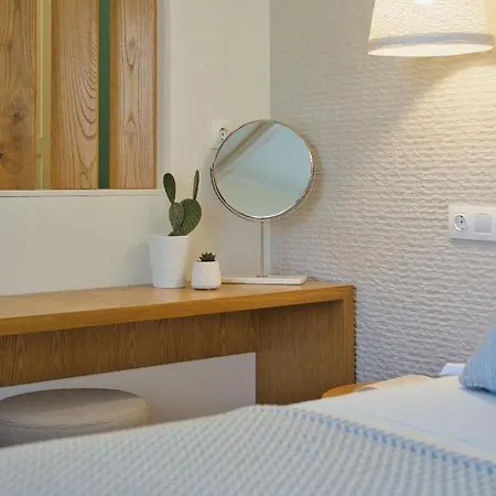 Aparthotel Aeolia